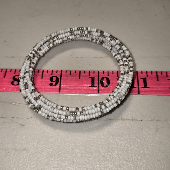 Lot of 2 Coiled Seed Bead Bracelets - Picture 3 of 3